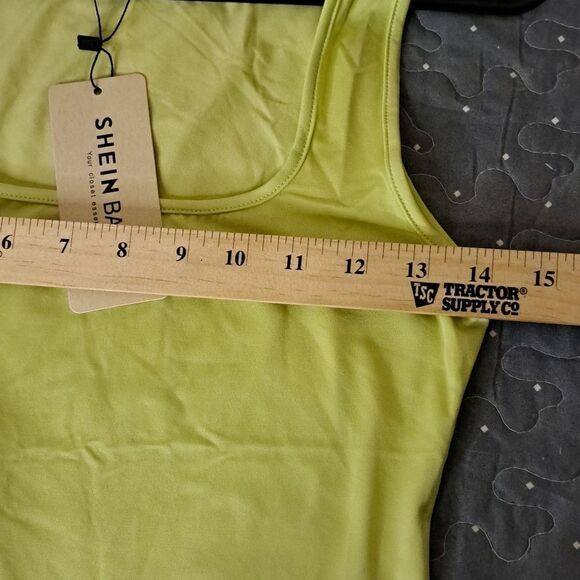 SHEIN basics tank size medium NWT - Picture 5 of 6